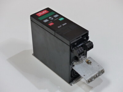 Danfoss VLT2807PT4B20SBR1DBF00A00C1 Frequenzumrichter