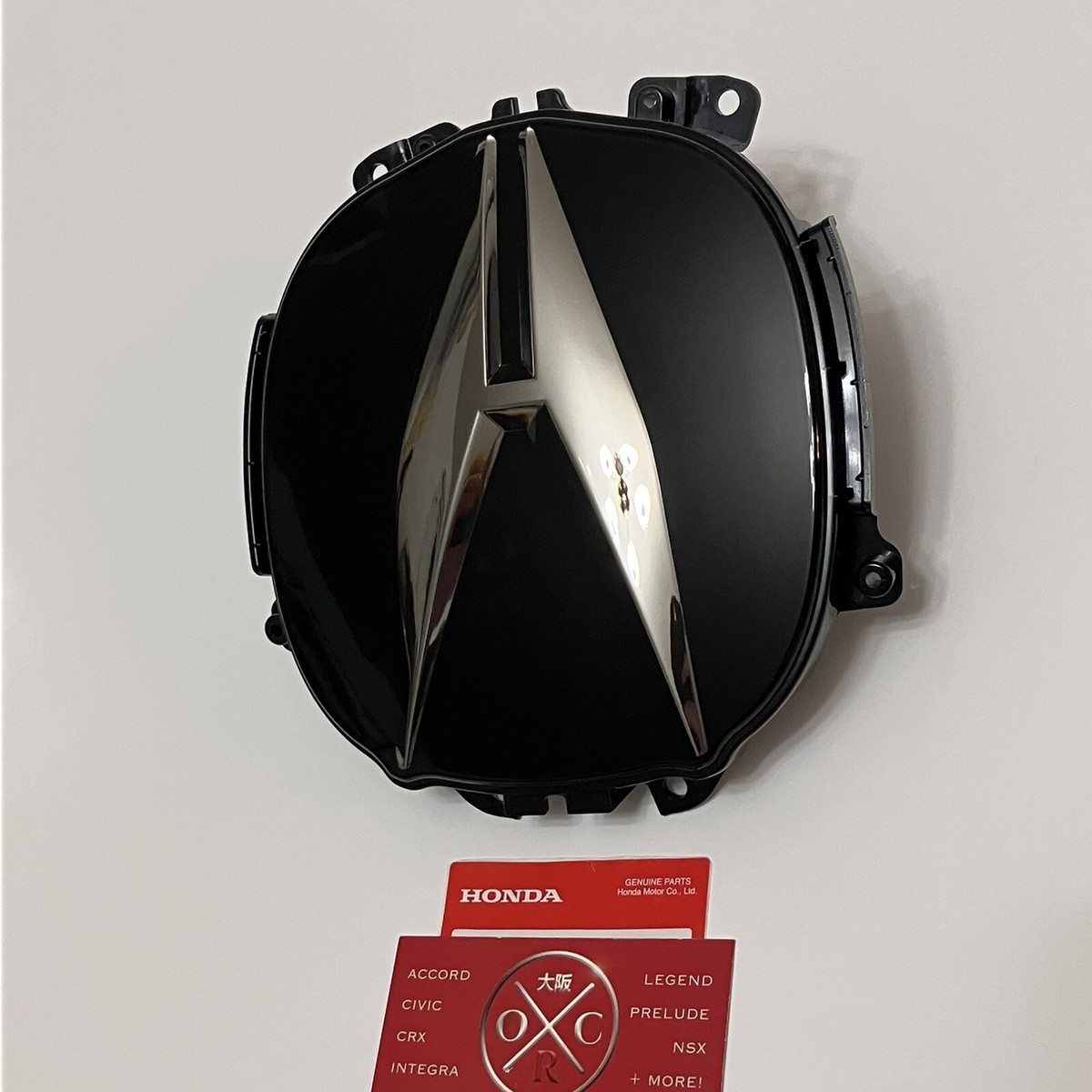 Tatsuya 333_t.a 　TW03-G_middle Genuine OEM 2019-21 Acura ILX Front Radar Emblem Badge Cover New