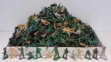 Plastic Army Men, Green Tan  Gray HUGE Assorted Lot w/ 4.8 POUNDS 020326WT