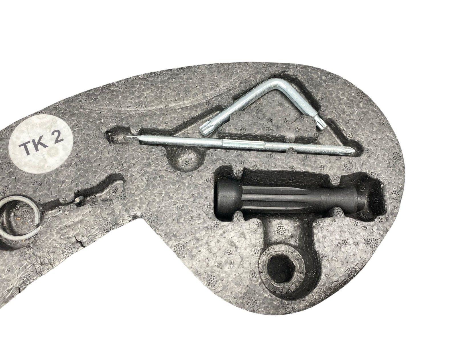 2013-2019 BENTLEY FLYING SPUR 4W 223B OEM REAR JACK TOOL KIT ASSEMBLY W/ CARRIER