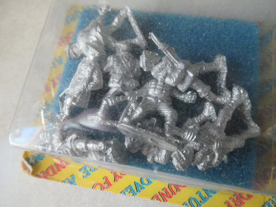 MOC Fundición Metal Primera Guerra Mundial British Trench Raiders 28 mm VBCW Una Guerra Transformada Foto 2 de 3