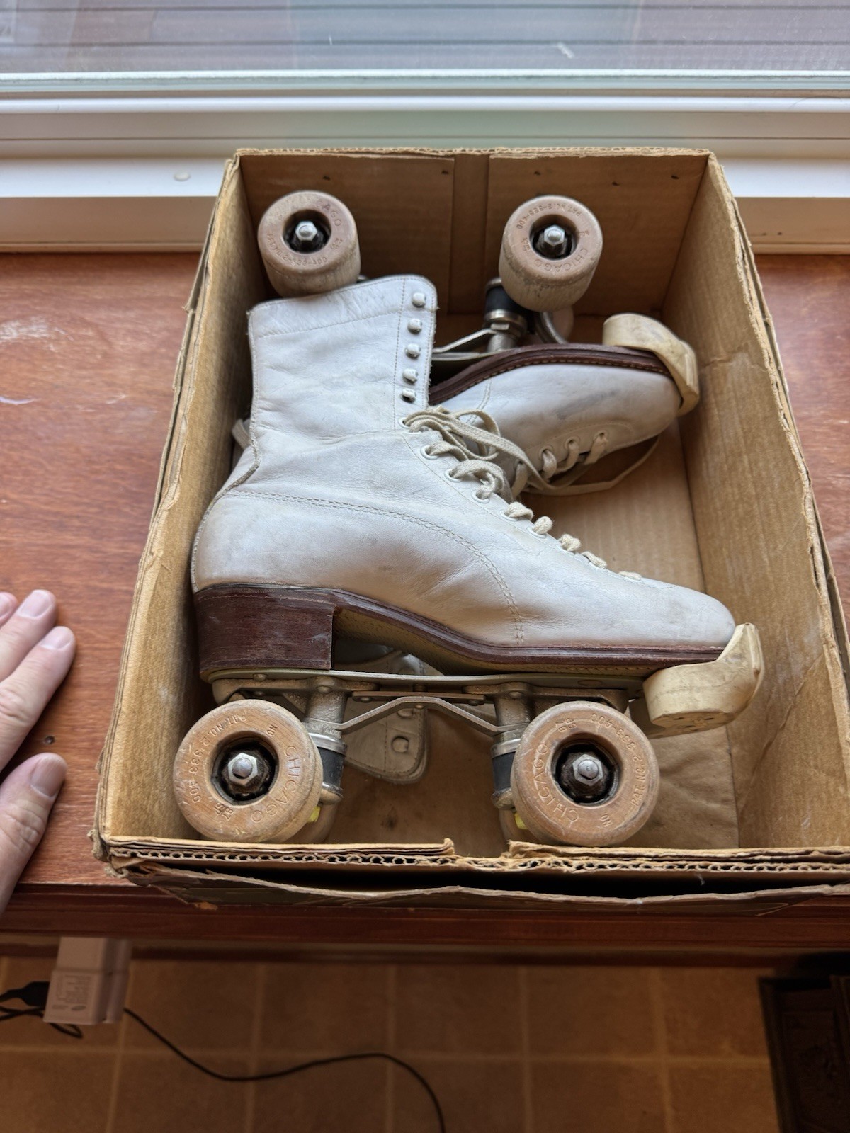 Zapatos de patinaje Betty Outlet vintage blancos talla 4,5