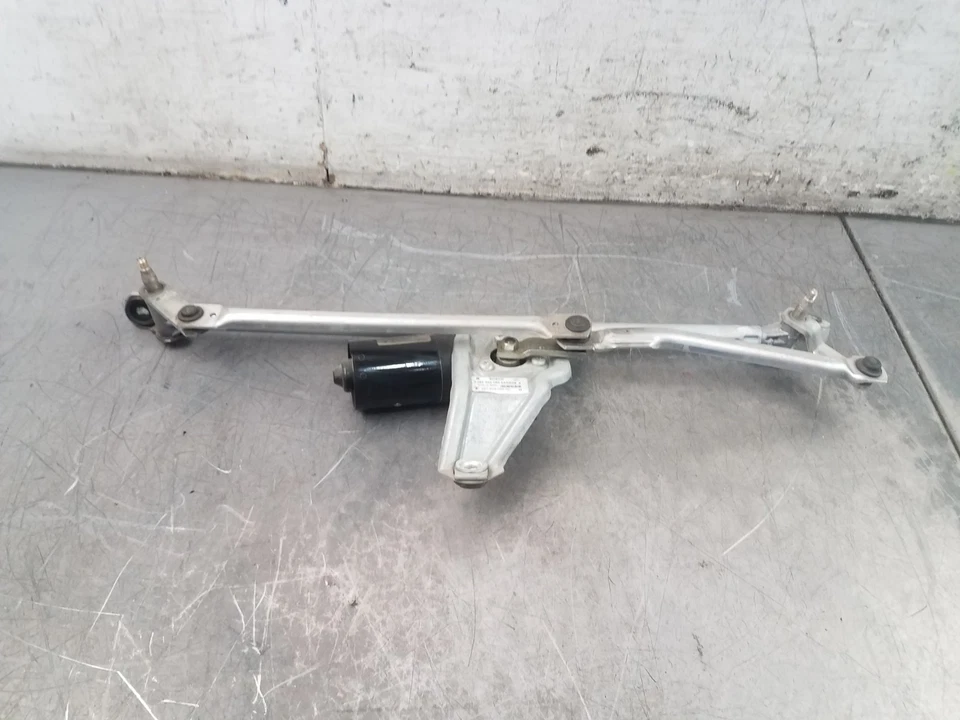 2008 Porsche Cayman S 987 Windshield Wiper Motor / Arms #2381 E1 - Image 4 of 4