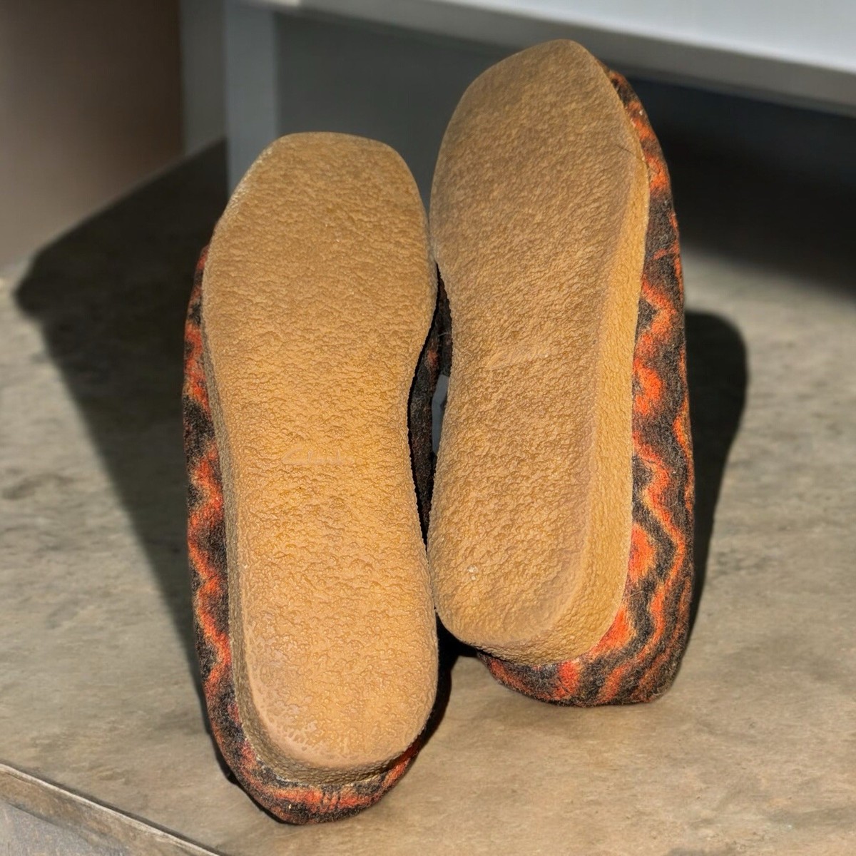Clarks wallabee Shacre NATIVE Black Orange Combi Wool Mens  display picture 1