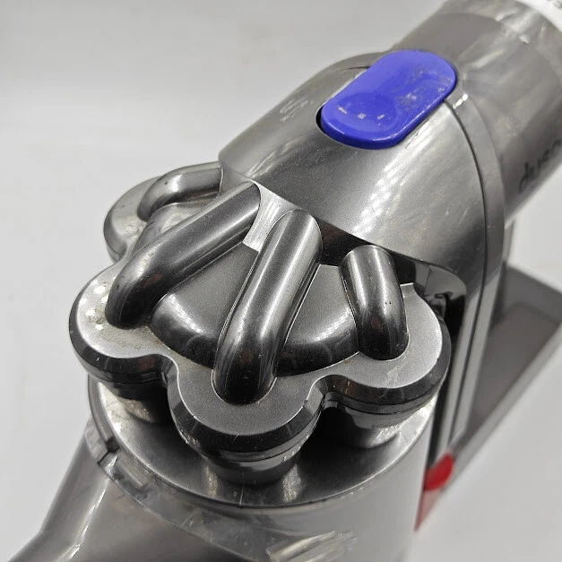 Dyson DC45 Staubsauger - Gebraucht, Metallarbeiten, Nein Zubehör, Power Ausgabe - Bild 2 von 4