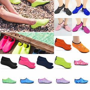 anti slip swimming shoes