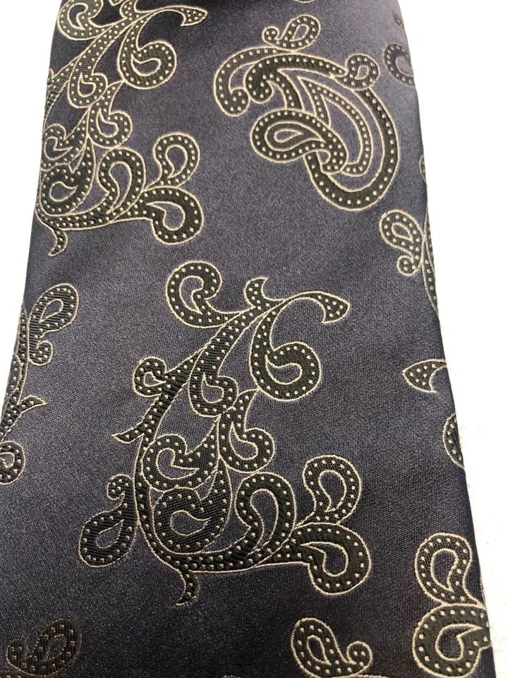 SEAN JOHN CORBATA HOMBRE GRIS CON NEGRO Y DORADO 4 X 60 Foto 3 de 4