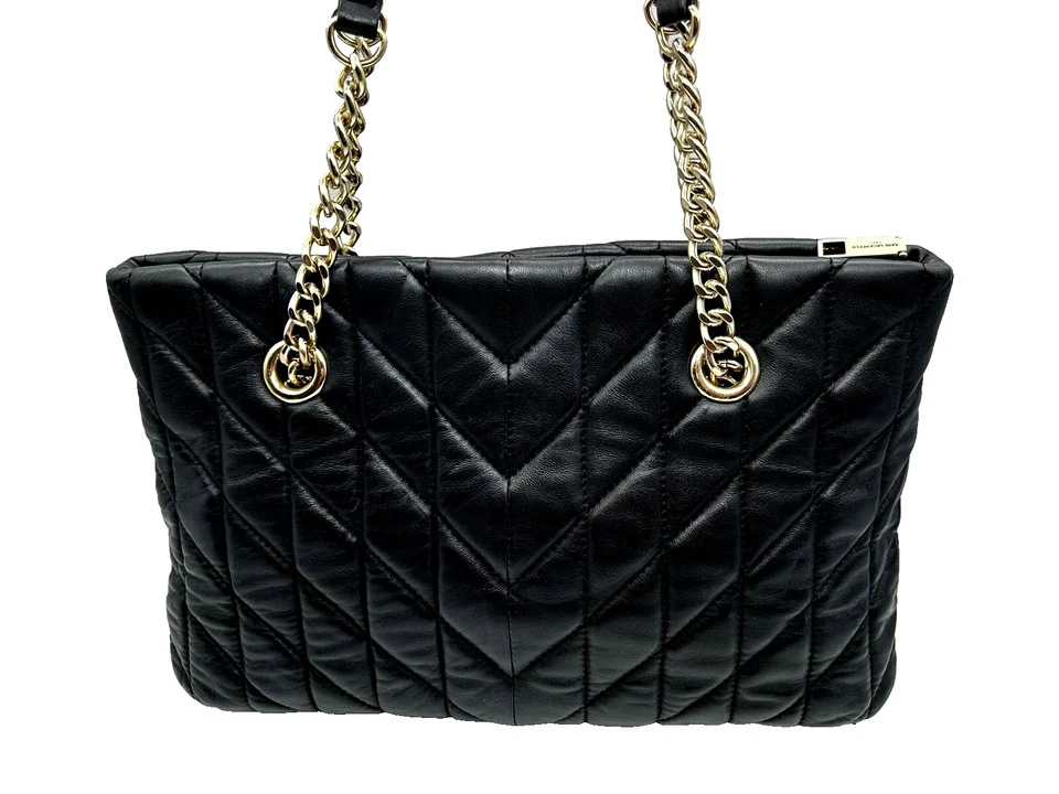 Bolso de Mano Karl Lagerfeld Paris Karolina East West Cuero Acolchado Negro Foto 2 de 4