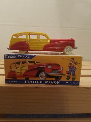 NOSTALGIC DIMESTORE DREAMS PLASTIC NO.20060 STATION WAGON WOODY 1:43 SCALE CAR