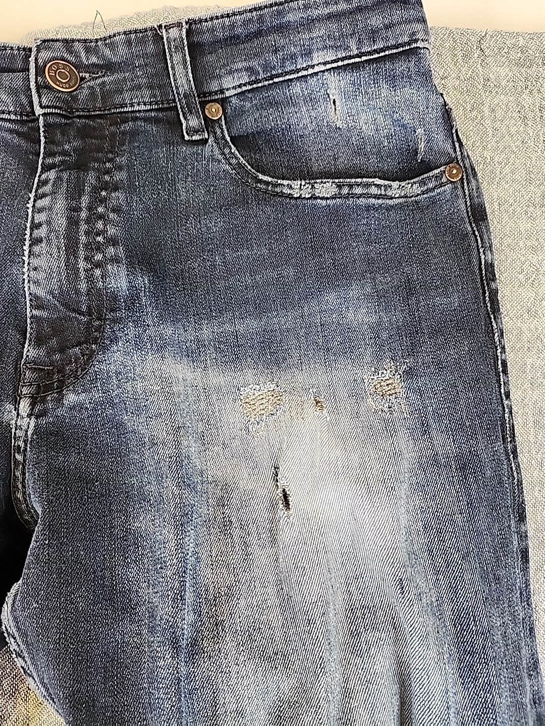 Hugo Boss Delaware Slim Fit Jeans Men’s 34/36 Stretch Blue Dark Wash Distressed thumbnail 4