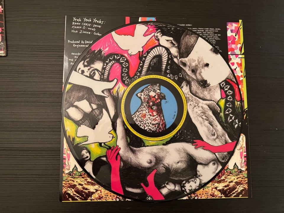 Yeah Yeah Yeahs - Fever to Tell - LP - Picture Disc - 2023 Original Release - Image 4 of 4