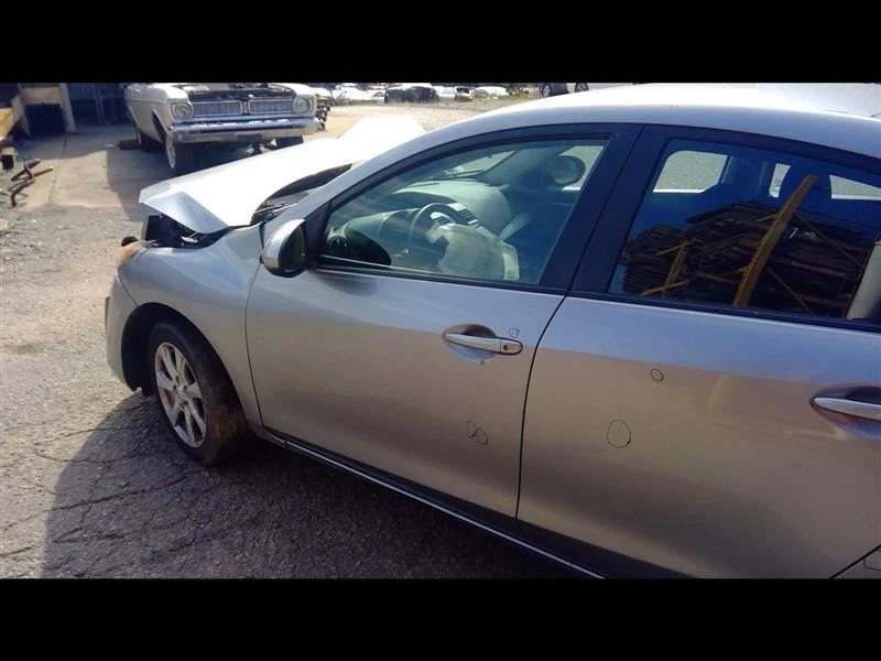 (LOCAL PICKUP ONLY) Driver Left Front Door Electric Sedan Fits 10-13 MAZDA 3 340 Foto 2 de 4