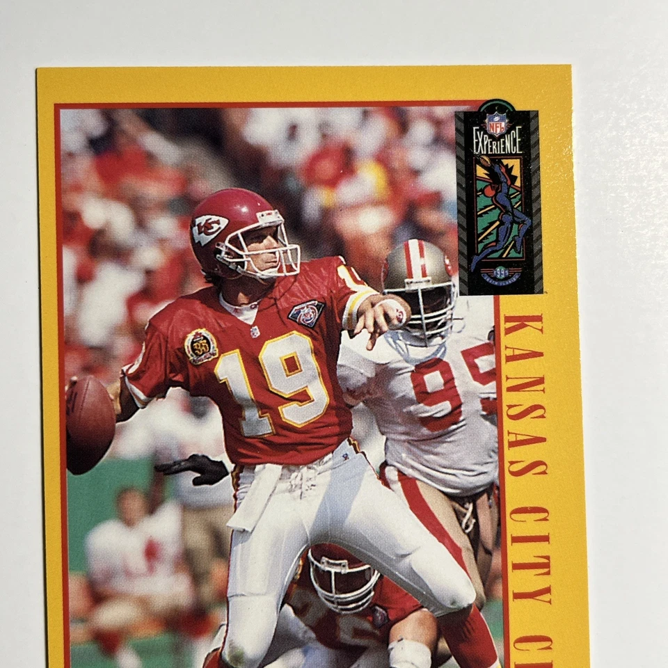 1995 Classic NFL Experience #43 Joe Montana Kansas City Chiefs HOF - Image 4 of 4