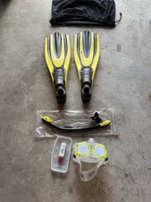 Mares Snorkeling Set fins, mask and snorkel NEVER USED