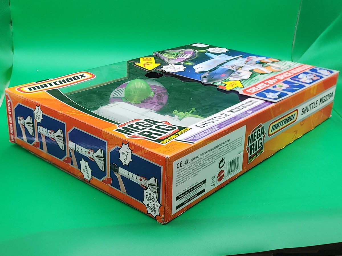 Vintage 1998 Matchbox Mega Rig Space Ship Shuttle Mission Alien