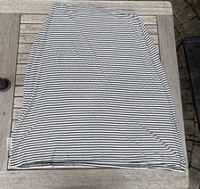 Covered Goods Multi-Use Nursing Cover Wrap Black and White Stripe - EX Condition