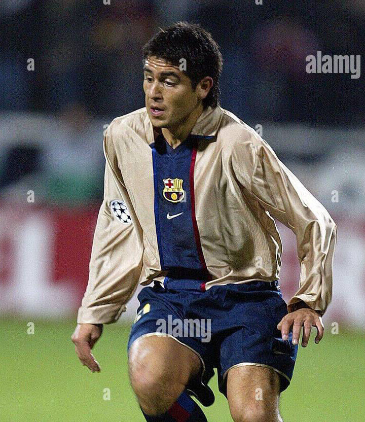 ウェア FC Barcelona 2001-2002 away uniform NIKE s-l400.jpg