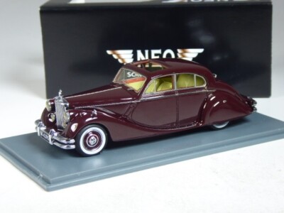 (KI-04-31) Neo Scale Models 43951 Jaguar Mark V rotbraun 1:43 in OVP, selten