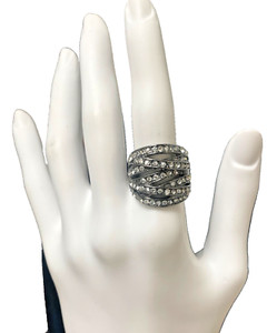 Vintage 1” thick wrap statement ring 8 silver tone crystal modernist statement
