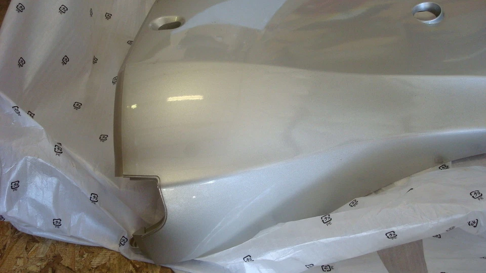 NEW Honda 2007-2013 BF75DK0 2007-2013 BF90DK0 Cover R NH282MU 63711-ZY9-000ZA - Image 2 of 4