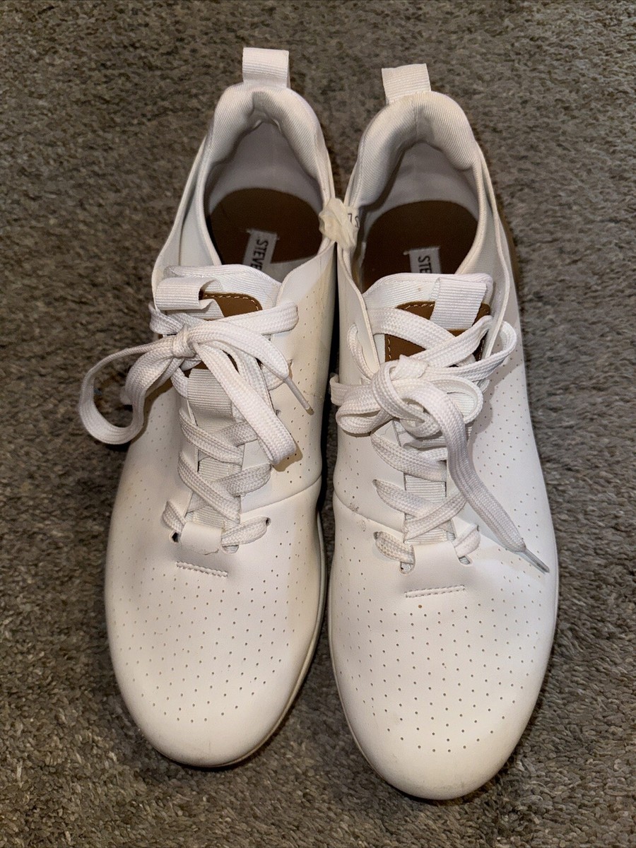 Mens 9.5M Steve Madden P-Razer Shoe White Sneaker Lace Up