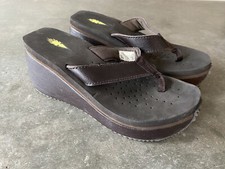 Volatile Dark Brown Women s Wedge Platform Sandal Size 6 Leather Thong Flip Flop