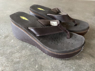 Volatile Dark Brown Women s Wedge Platform Sandal Size 6 Leather Thong Flip Flop