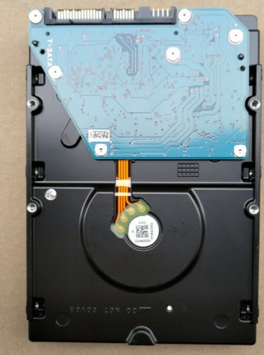 Toshiba 4TB SATA 3.5" 6Gbps 7.2K RPM HDD MG04ACA400N - Picture 2 of 4
