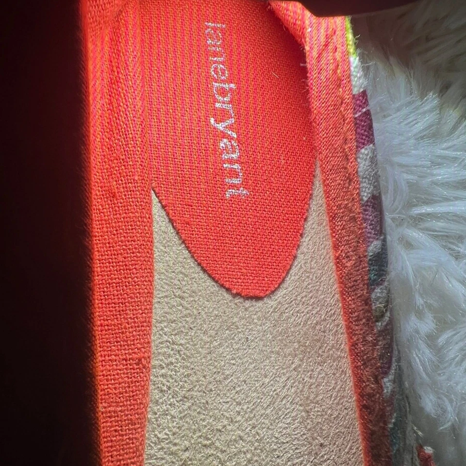 Zapatos planos para mujer Lane Bryant a rayas multicolores punta abierta talla 9W Foto 2 de 4