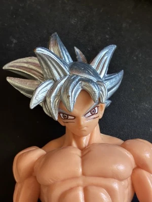 Figurine DBZ Son Goku cheveux gris 16 cm Dragon Ball Z - Photo 1/4