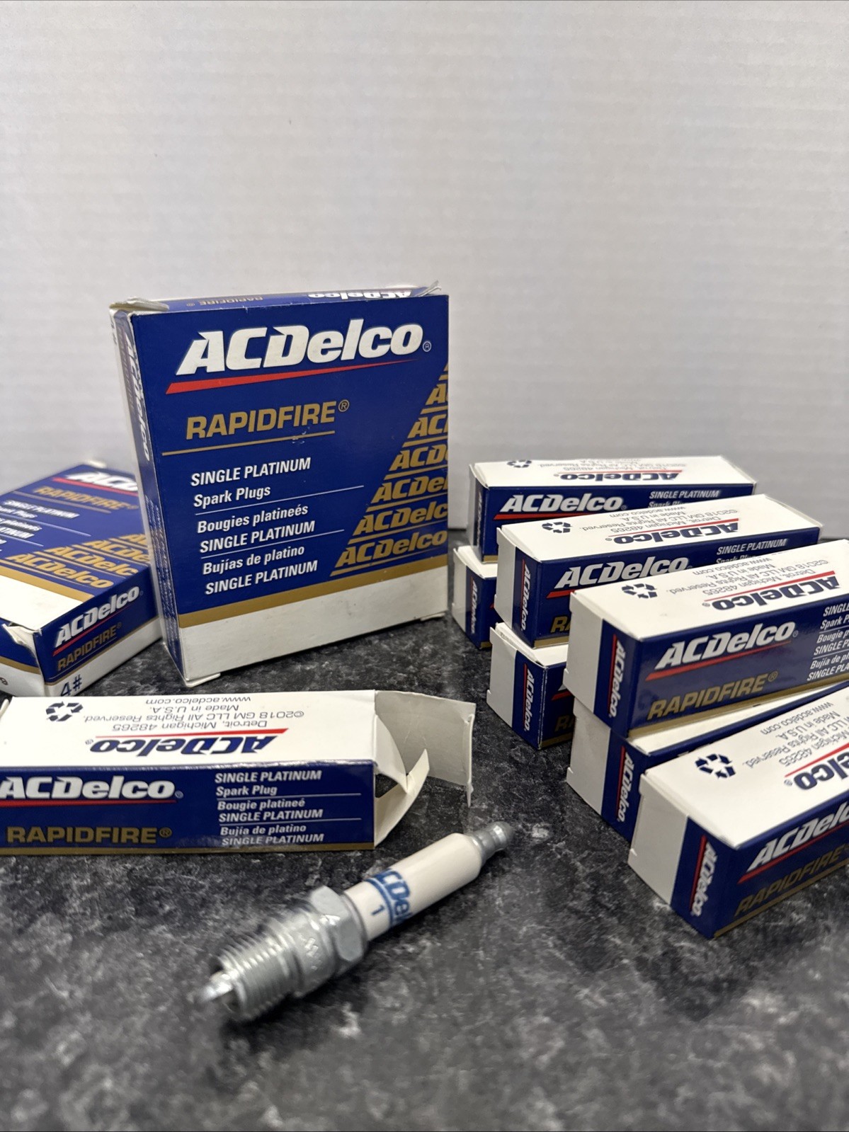 8 NEW OLD STOCK, AC Delco # 1 Rapid Fire Spark Plug 19307139 for Chevy GM