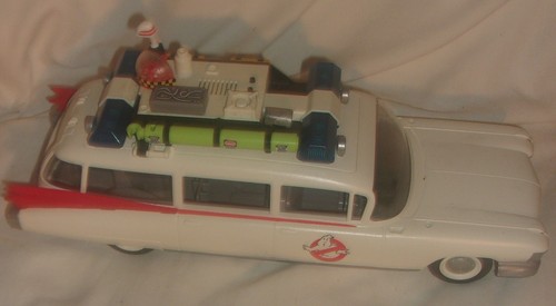 PLAYMOBILE GHOSTBUSTERS ECTO-1 CAR WITH SOUND LIGHTS AND 6 FIGURES WORKS - Picture 5 of 7