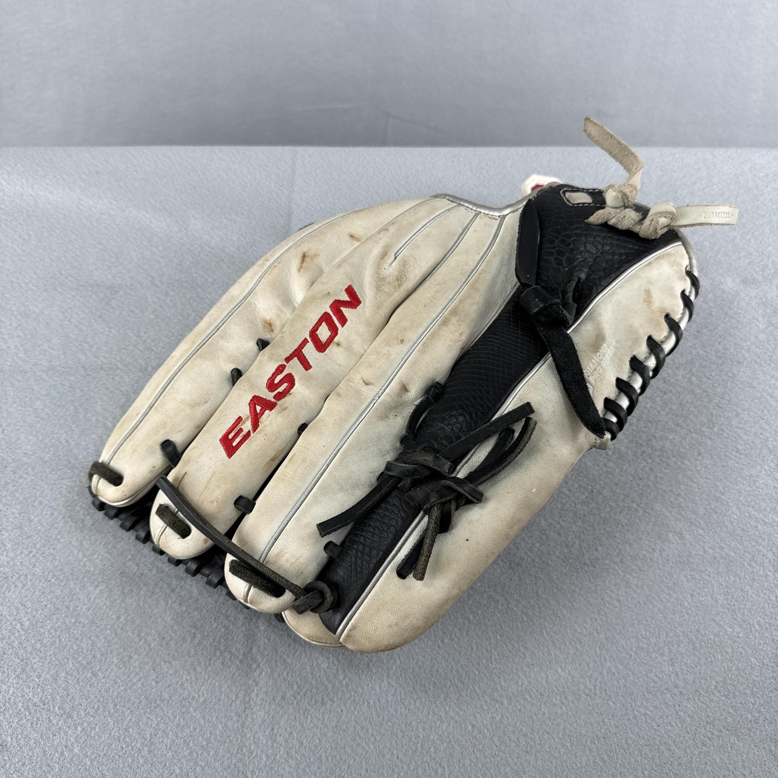 Mens 14" White Black Diamond Pro Steer