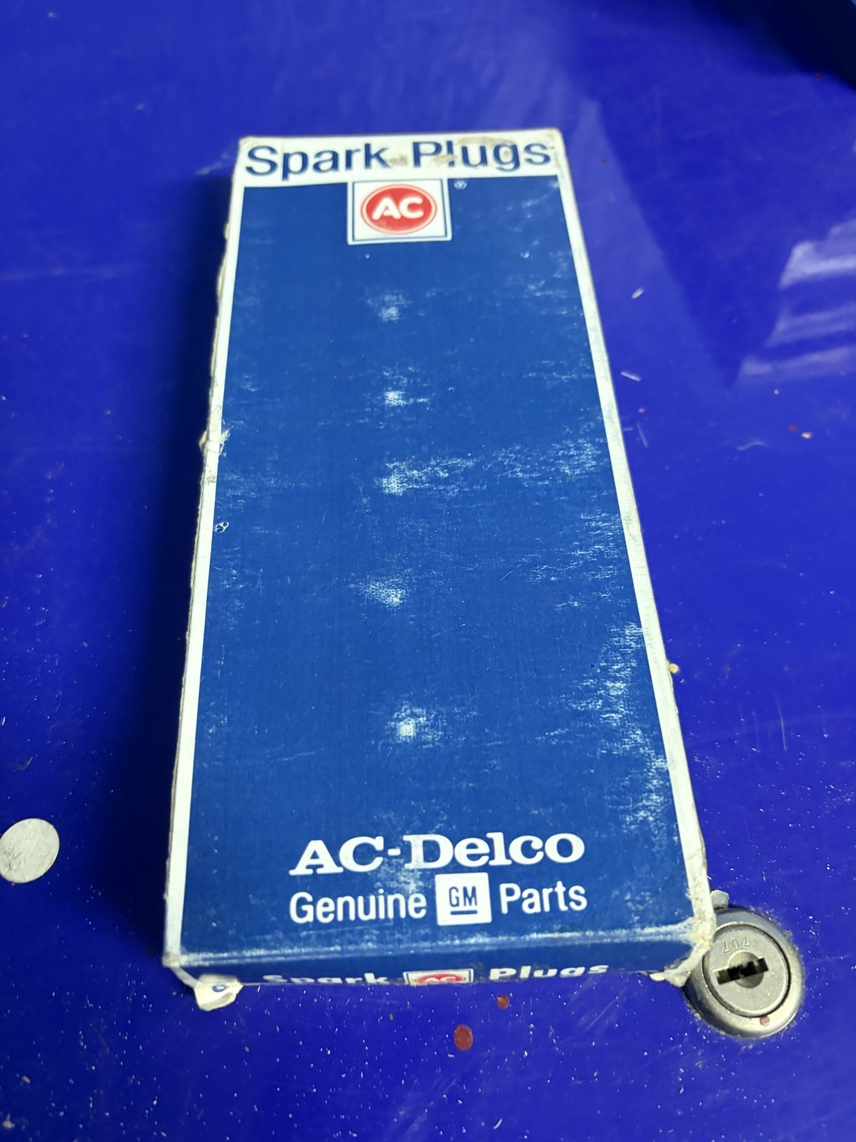 Set of 8 NOS ACDelco Spark Plugs 8FR3LM