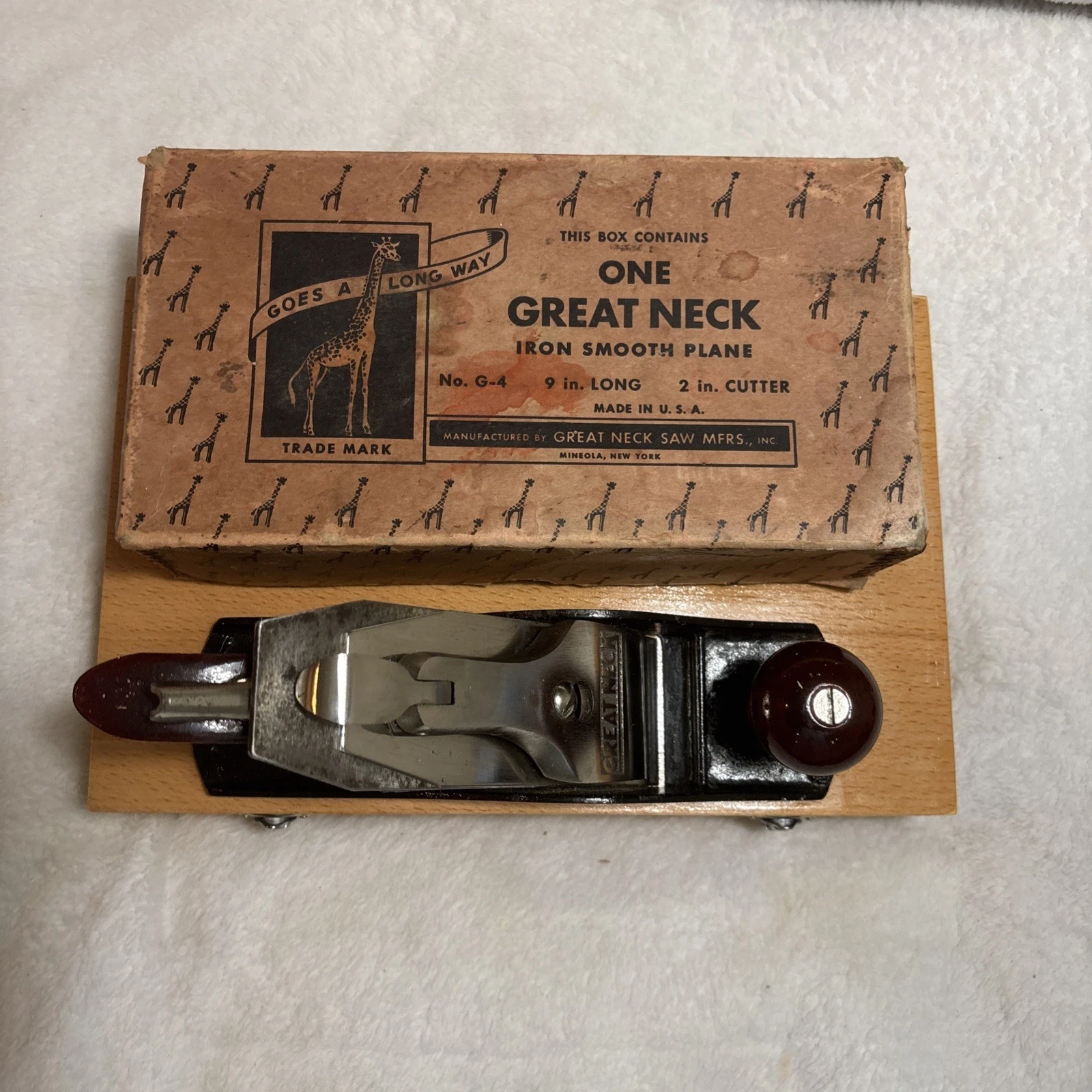 Vintage Great Neck G-4 Carpenter's Wood Hand Plane