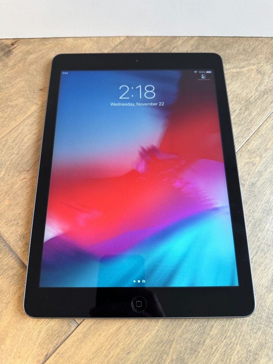 Apple iPad Air 1st Gen (MD786LL/A) - Wi-Fi Only - Space Gray
