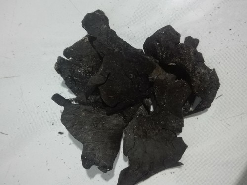 Coconut shell charcoal & Pure Organic Activated Carbon Chips Natural Ceylon - Picture 2 of 12