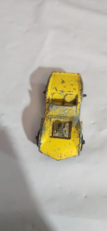 Corvette convertible Hotrod amarillo Midgetoy vintage  Foto 4 de 4