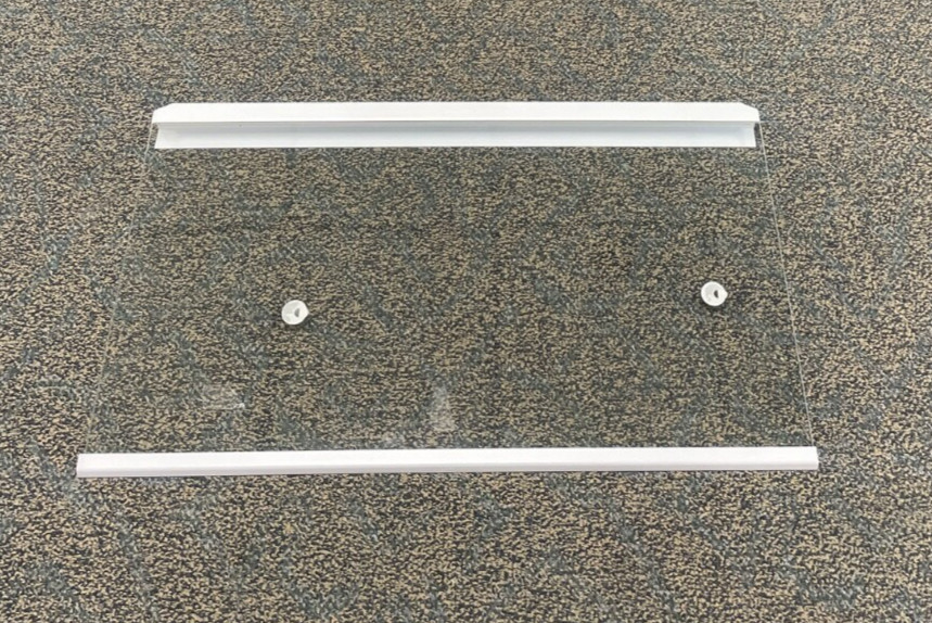 GE Refrigerator Shelf, glass, WR71X31119, from model GTS22KGNDRWW (Open box)