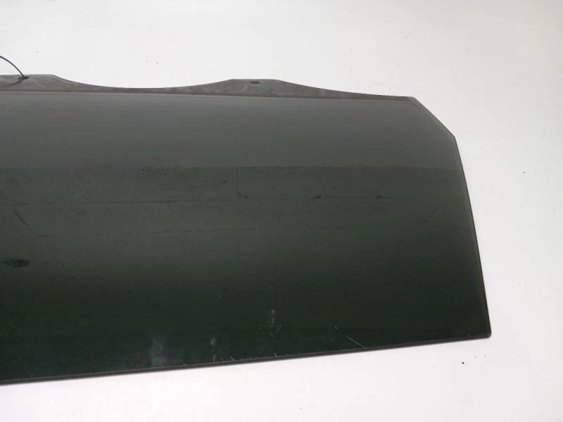 2007 2012 AUDI Q7 REAR PASSENGER DOOR GLASS - Image 2 of 4