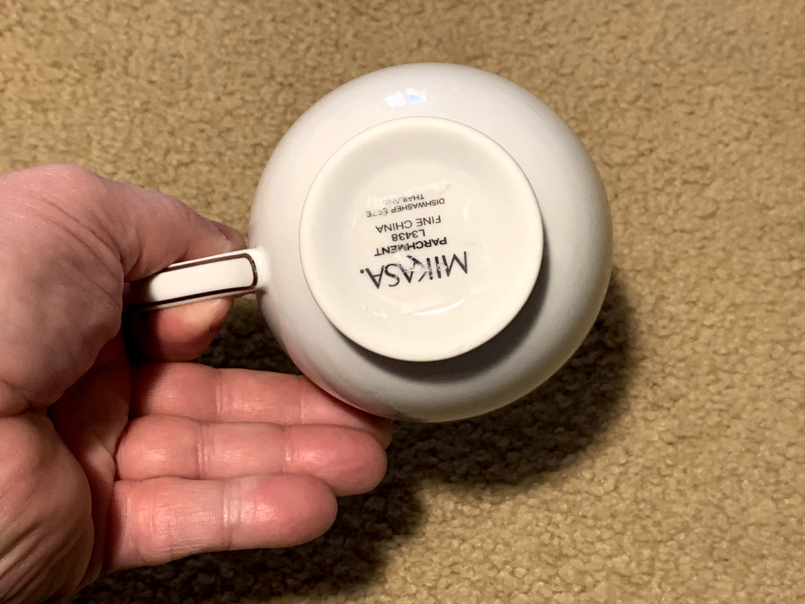 Coffee/ Tea Cups 9 oz Mikasa Parchment New L3438 Dishwasher Safe ( lot of 2 )