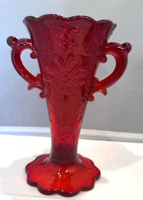 Mosser Glass - Mary Dugan Vase  6.25'' - Ruby Red