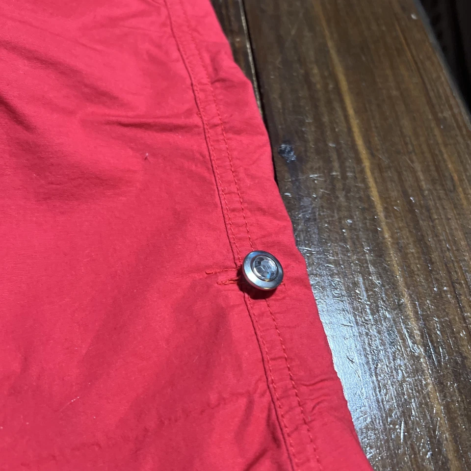 Pantalones cortos rojos International Concepts talla 16 Foto 3 de 4