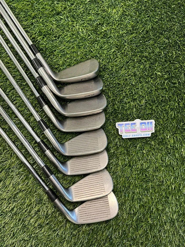 Juego de hierros forjados Titleist 804 OS 3-PW rifle 5,5 empuñaduras flexibles regulares GP LH Foto 2 de 4