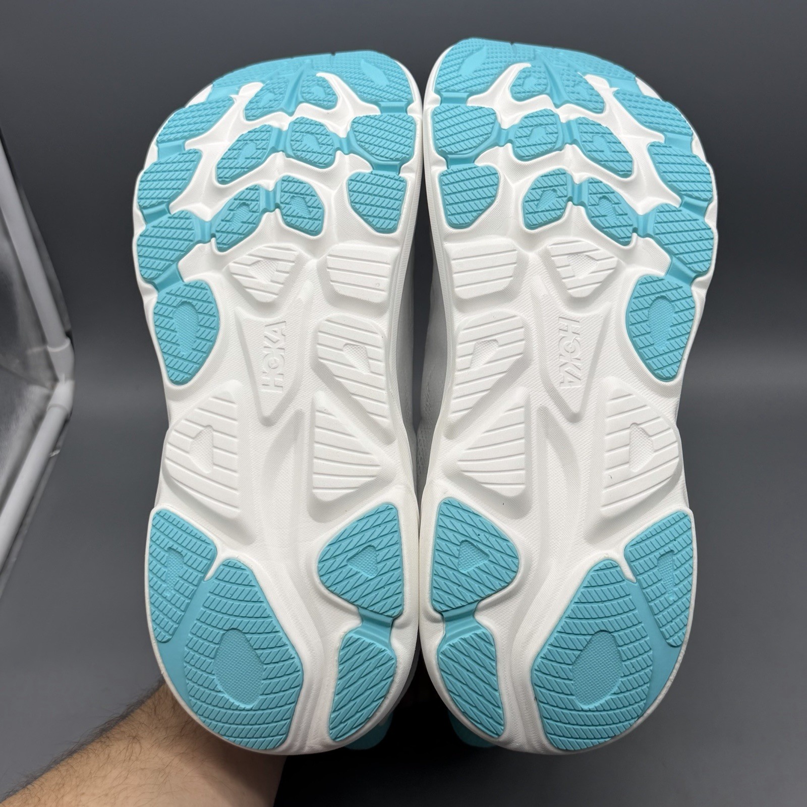 Hoka One One Clifton 10 Men’s 14 D Running Shoes Gym Training White Skyward Blue thumbnail 8