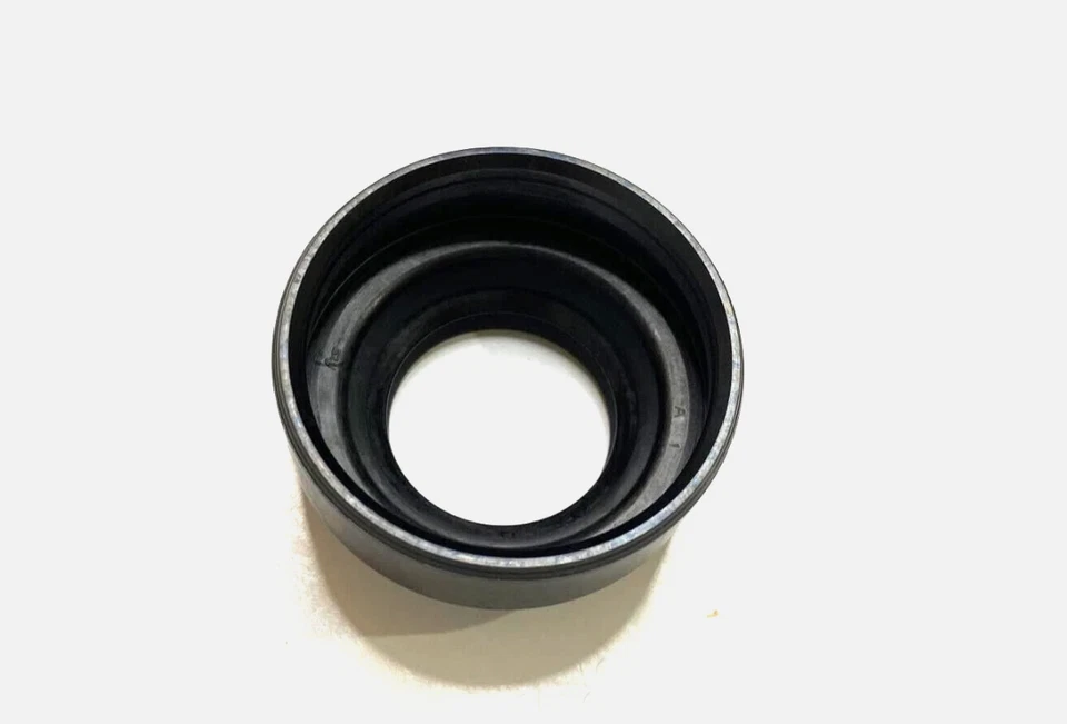 Sello antipolvo horquilla delantera Suzuki GT750 GT550 GS GR 650 OEM 51571-20520 Foto 2 de 2