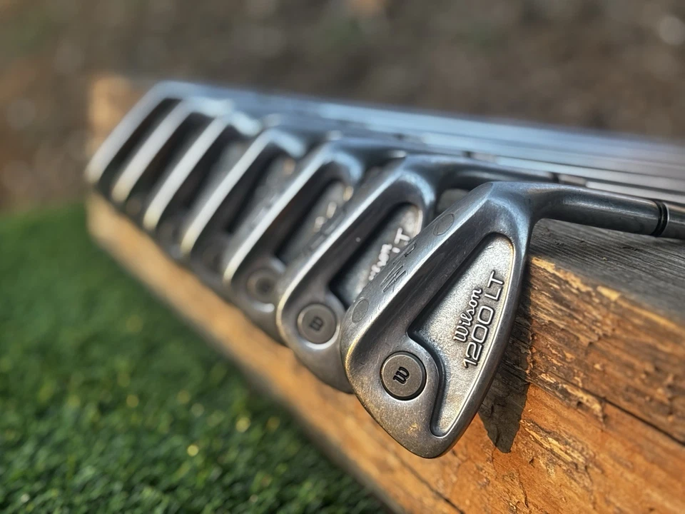 Wilson 1200 LT Iron Set RH 3 - PW (NO 4) Regular Flex Steel V2 Shafts Vintage - Image 2 of 4