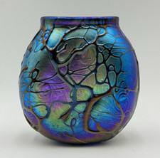 IRIDESCENT LAVA STUDIO ART GLASS VASE SIGNED