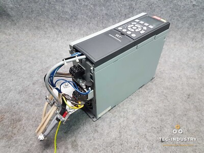 DANFOSS VLT FC-301P1K5T4E20H1XNXXXXSXXXXAXBXCXXXXDX 131B1239 + LCP 102 130B11072