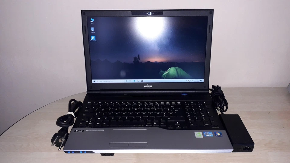 PC PORTABLE Fujitsu Lifebook Core i3 @ 2nd Gen. WINDOWS10 OFFICE BATTERIE OK - Photo 2/4